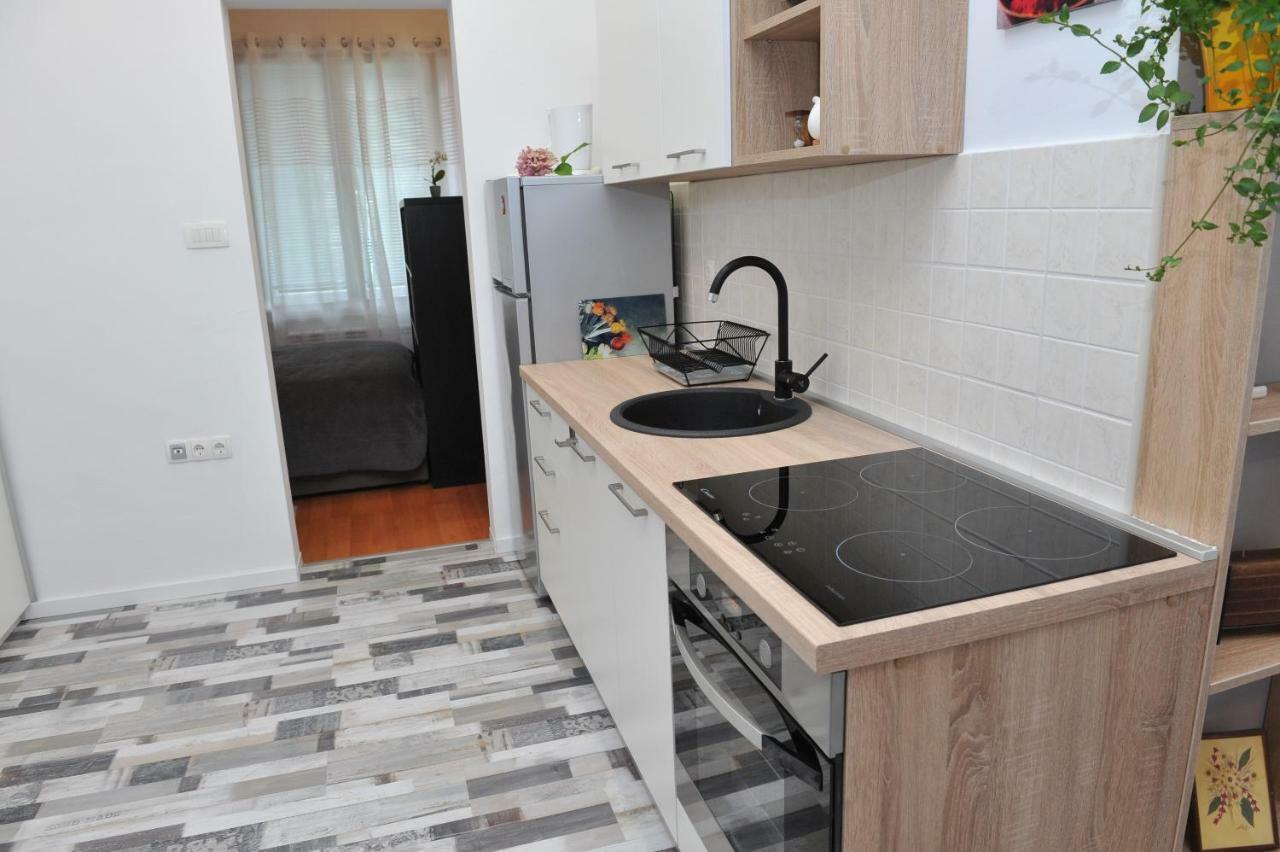 Studio Apartman D&D Varazdin Exterior photo